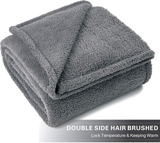 Soft Fleece Small Dog Blanket, Sherpa Fleece Throw Dog Blanket, Pet Throw Blanket Fluffy Reversible Washable for Dogs and Cats Size S(24 * 32"), Grey